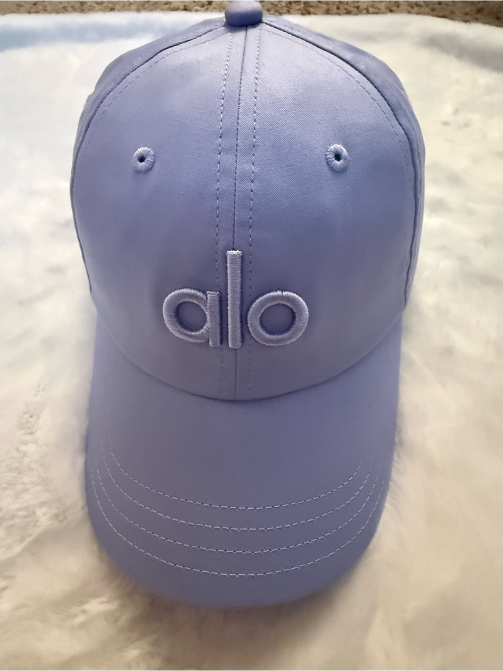 Alo Off-duty Cap in Light Provence Blur NWT